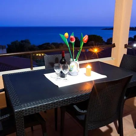 Corallo Vacanze شقة فيلابوتزو